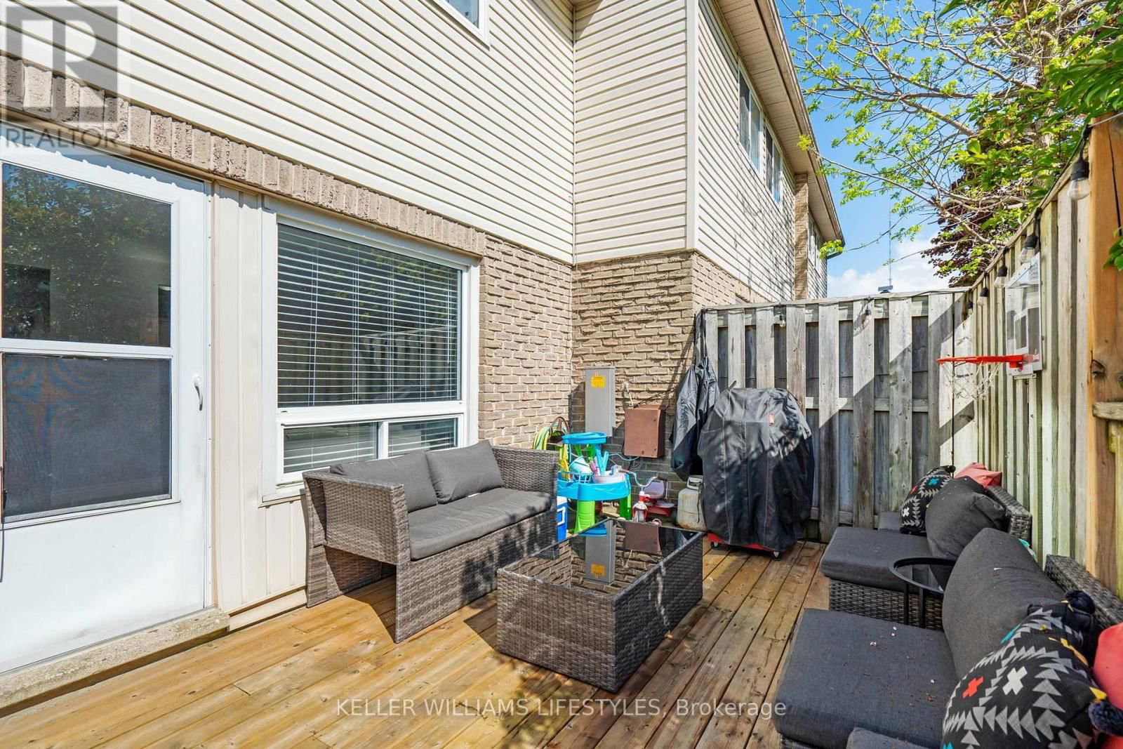 9 - 166 SOUTHDALE ROAD WEST Image 37
