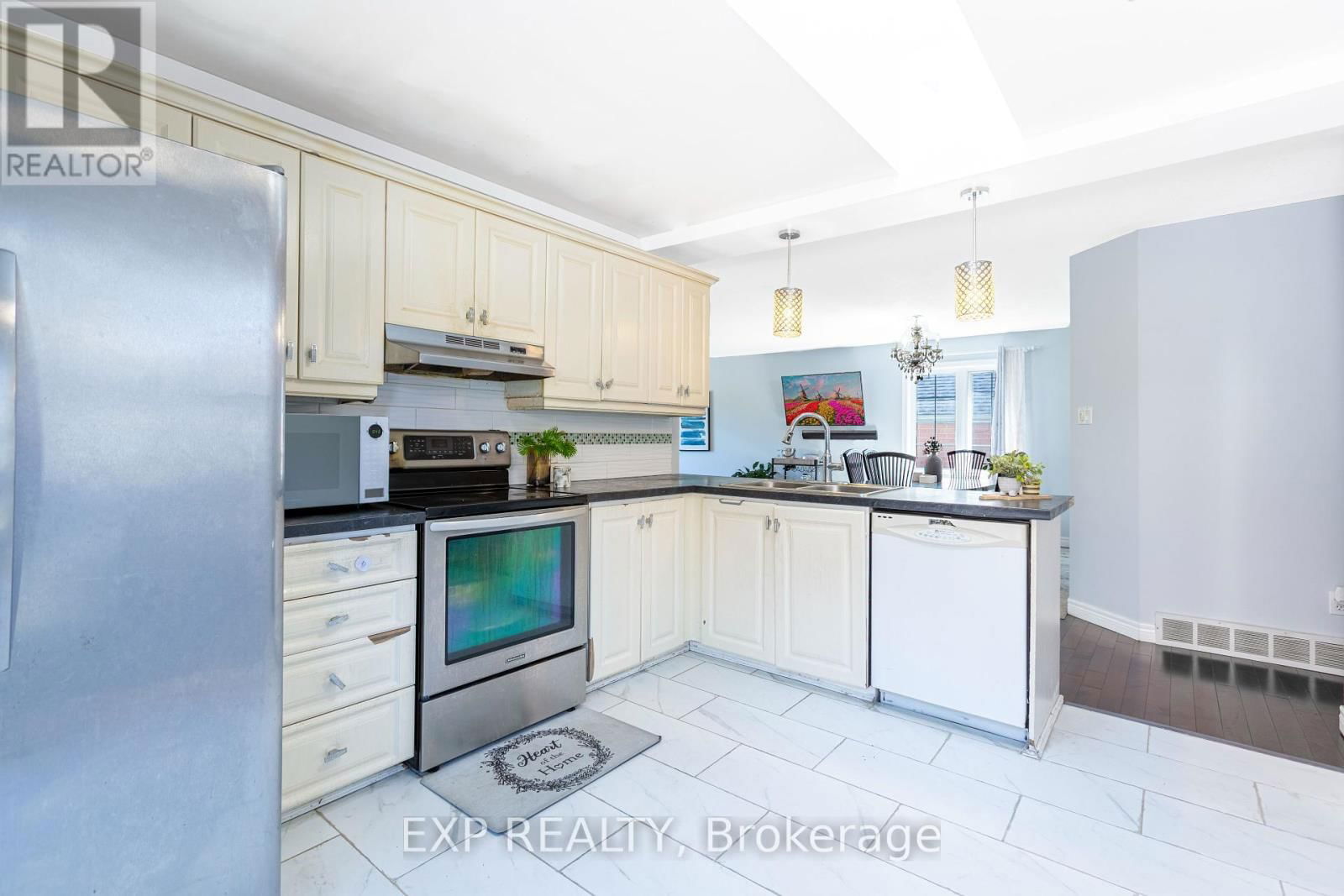 1742 MARCONI BOULEVARD Image 8