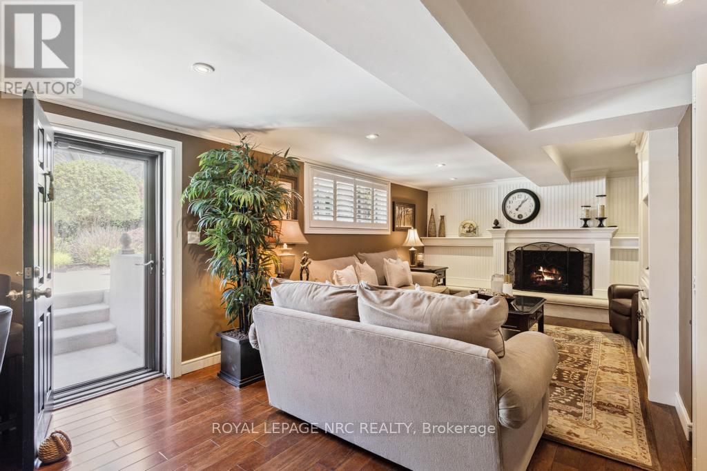 24 RICHELIEU DRIVE Image 21