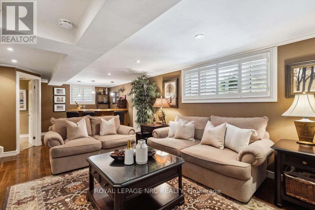 24 RICHELIEU DRIVE Image 23
