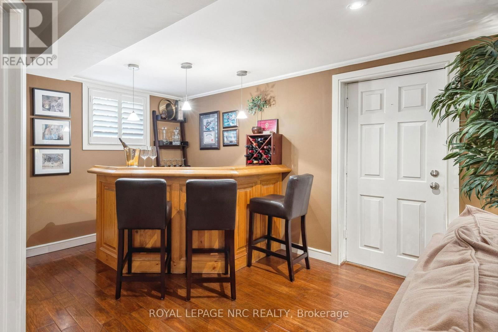 24 RICHELIEU DRIVE Image 25