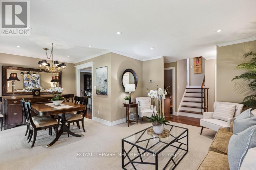 24 RICHELIEU DRIVE Image 9