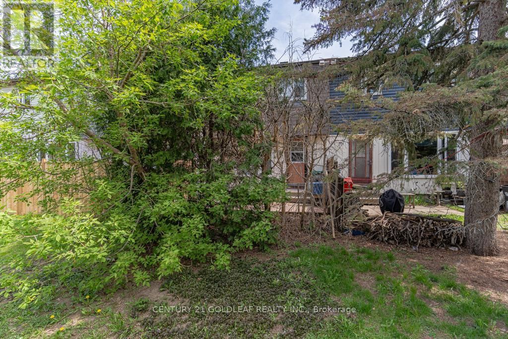 1342 CEDARCROFT CRESCENT Image 9