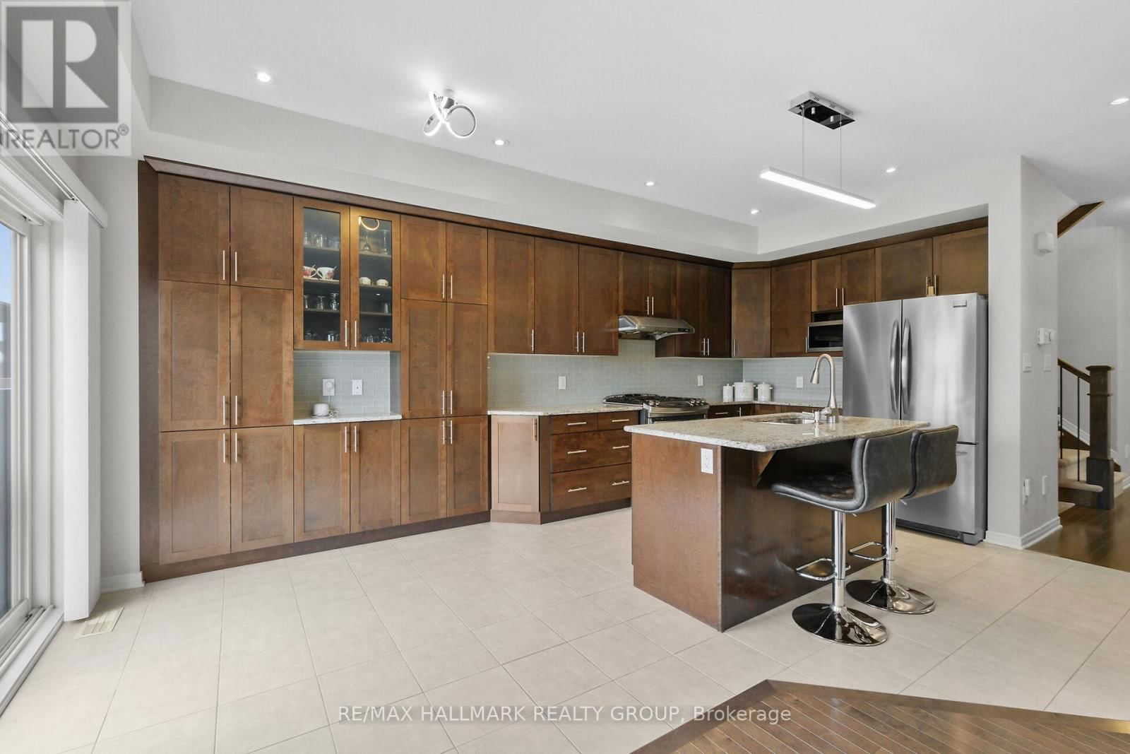 74 TAPADERO AVENUE Image 10
