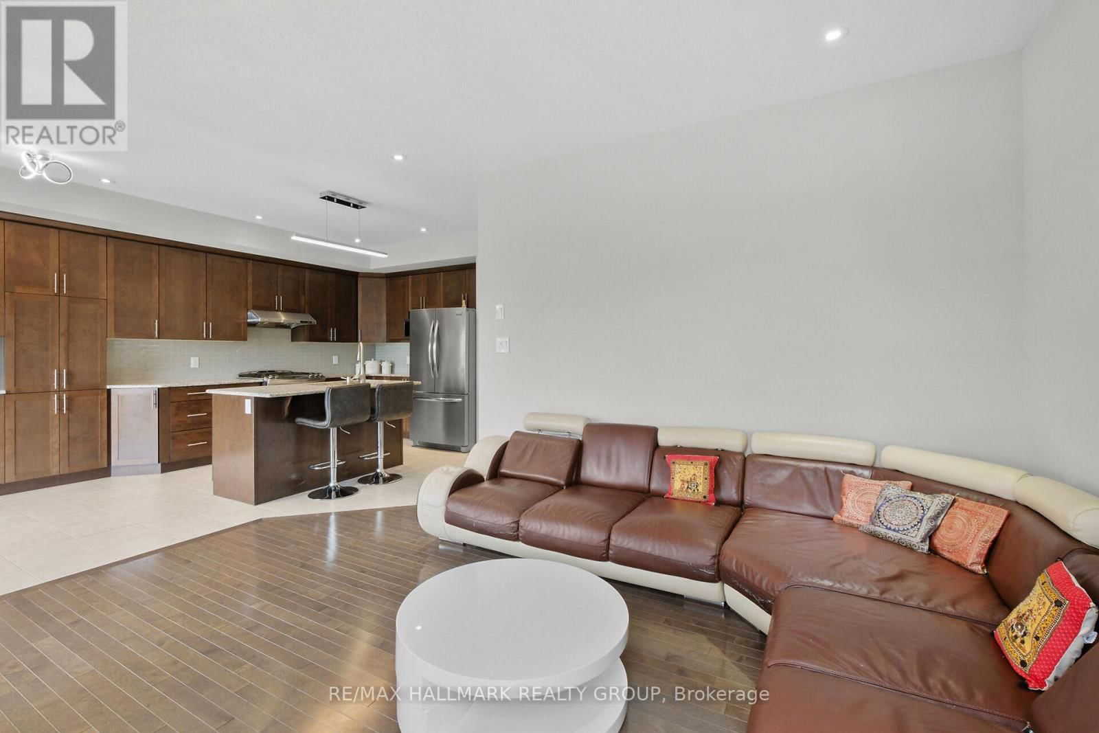 74 TAPADERO AVENUE Image 17