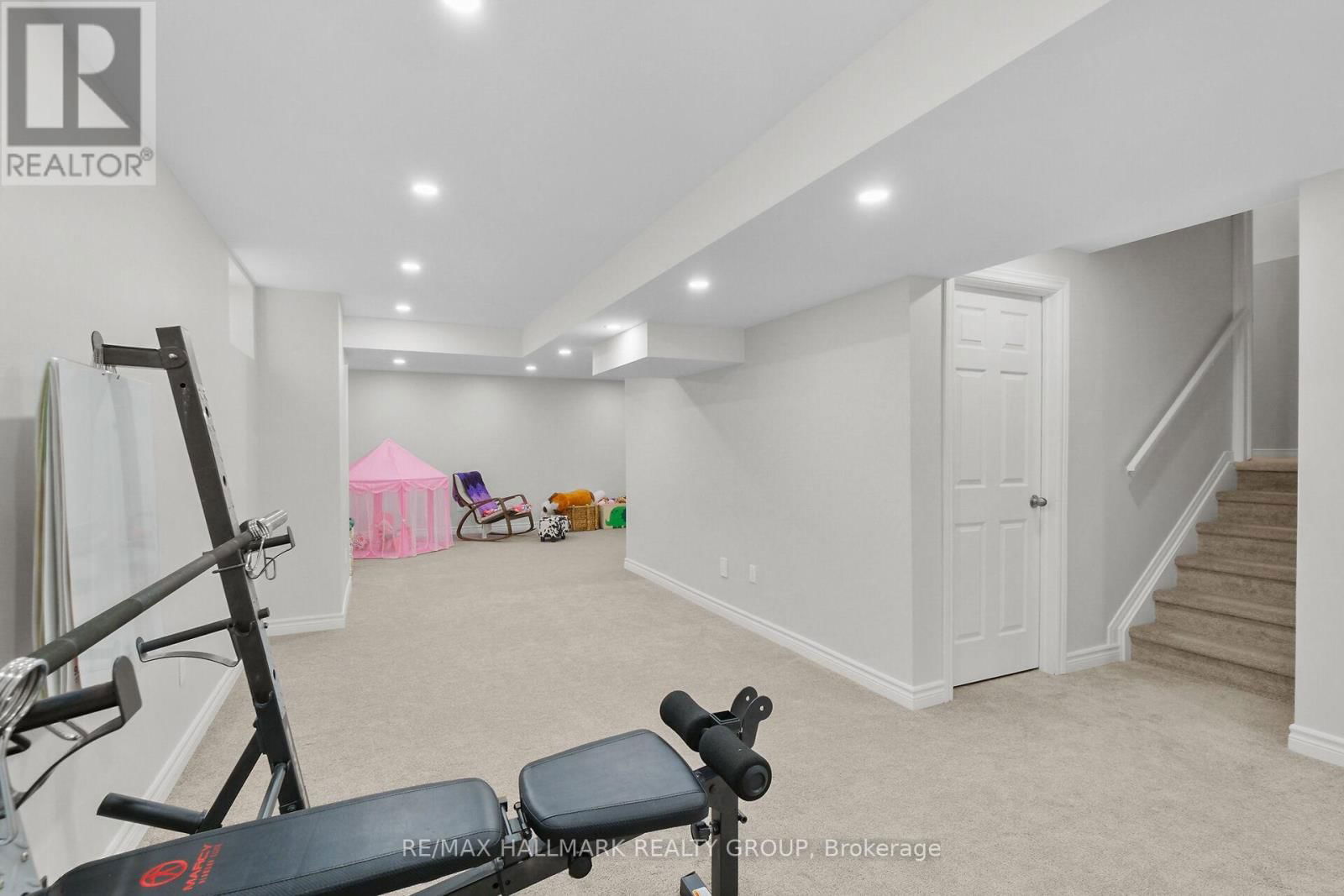 74 TAPADERO AVENUE Image 42