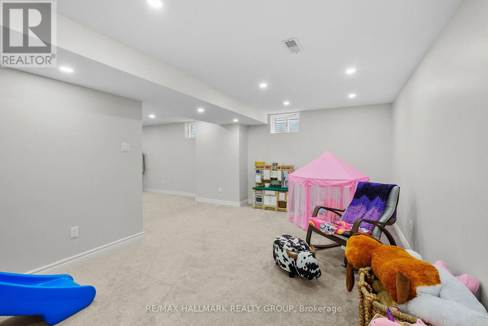74 TAPADERO AVENUE Image 44