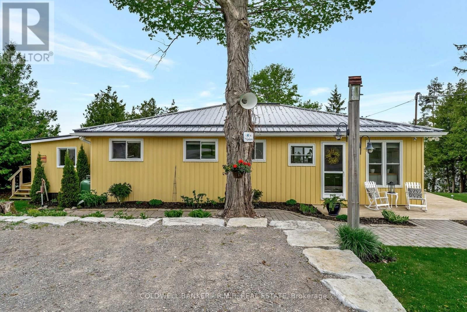 22 ARBOUR STREET Image 13