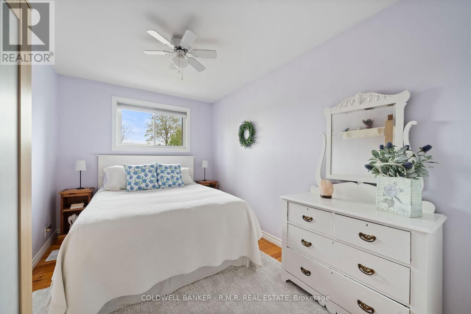22 ARBOUR STREET Image 26