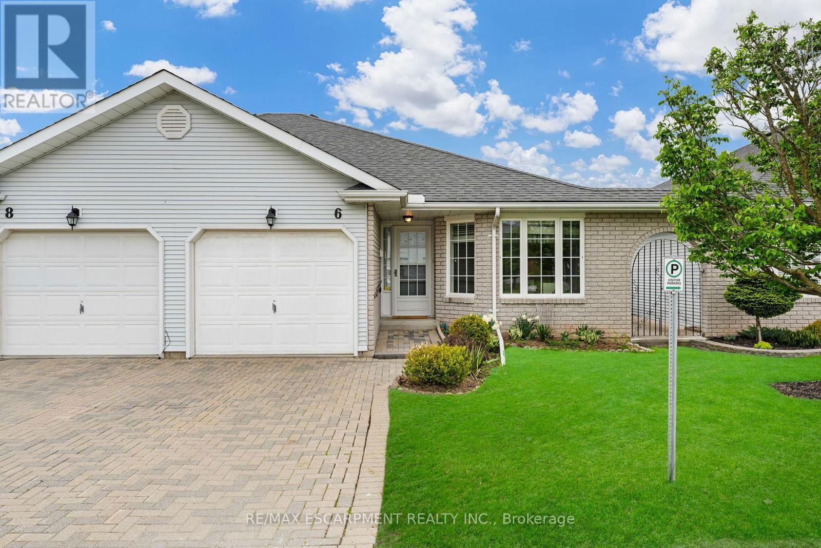 6 VILLAGE DRIVE Image 1