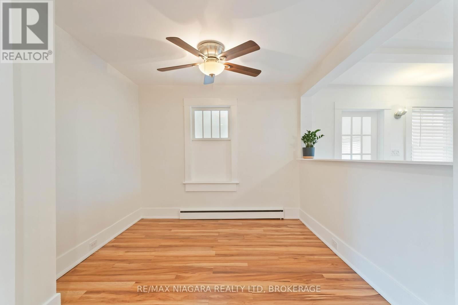 543 VINE STREET Image 8