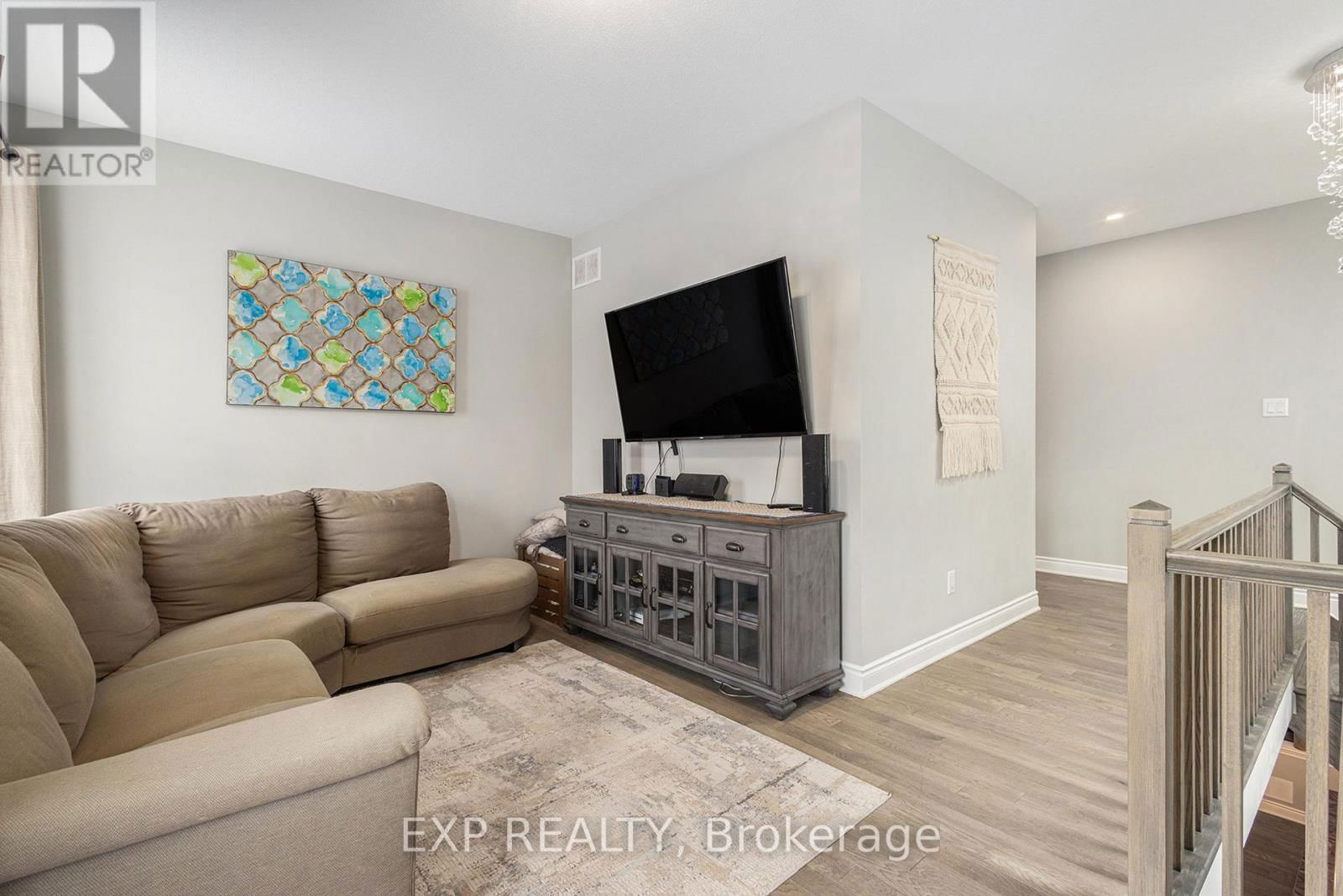 373 RIVER LANDING AVENUE Image 7