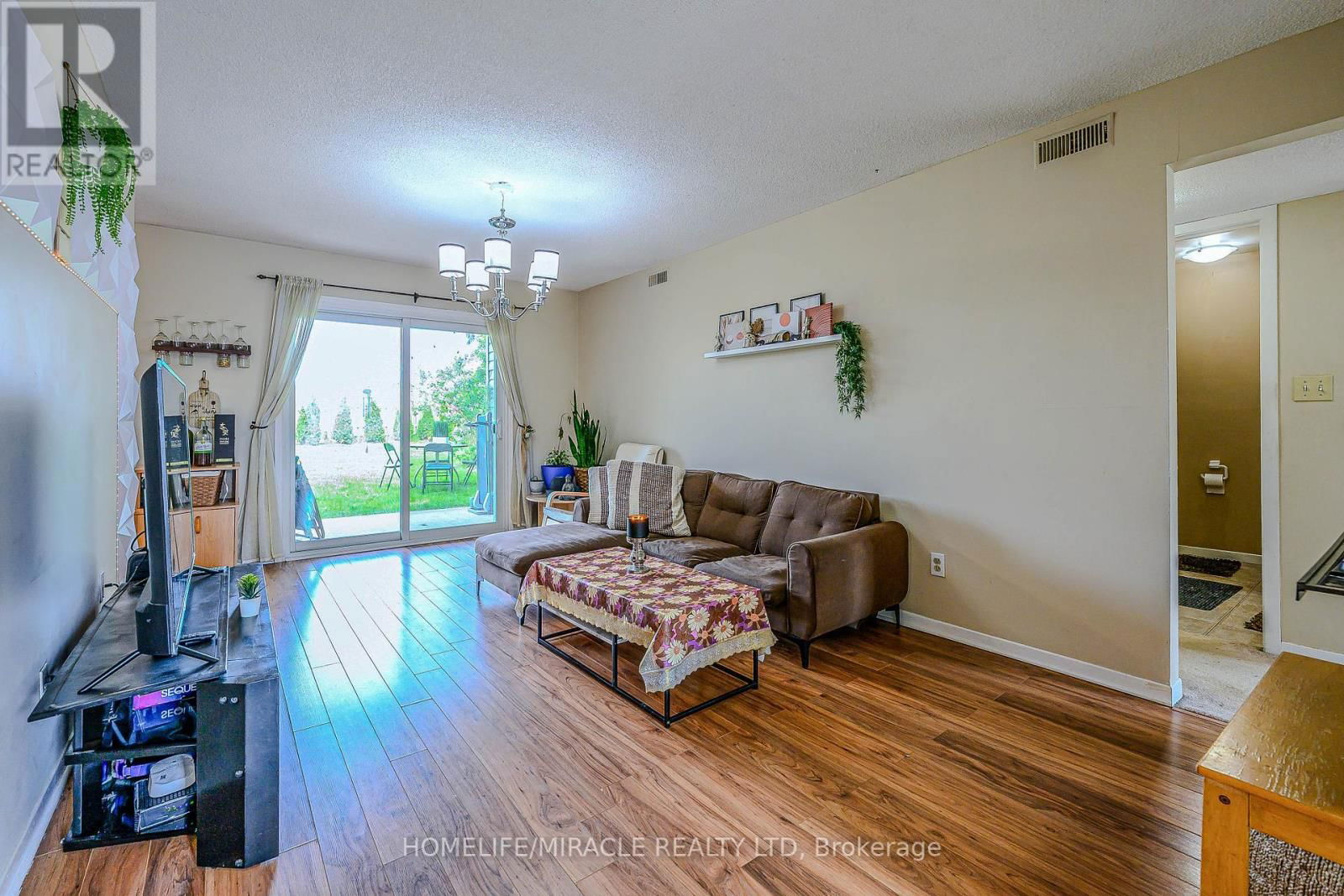 104 - 189 DORCHESTER BOULEVARD Image 7