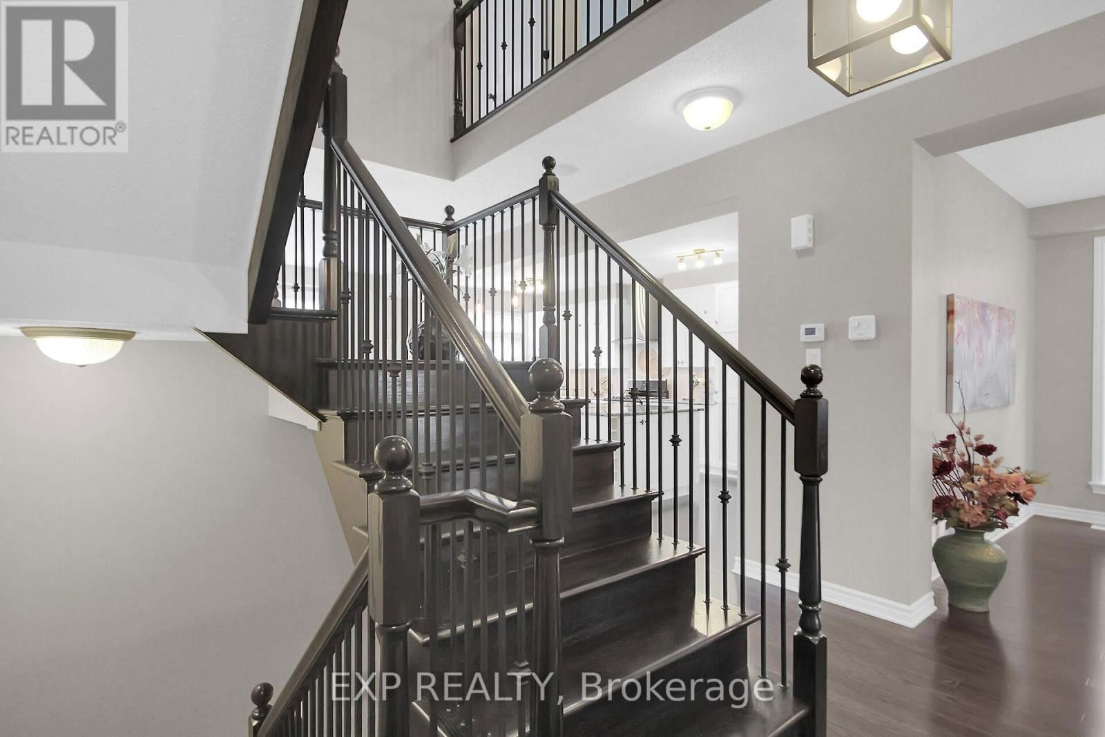 132 GRACEWOOD CRESCENT Image 23