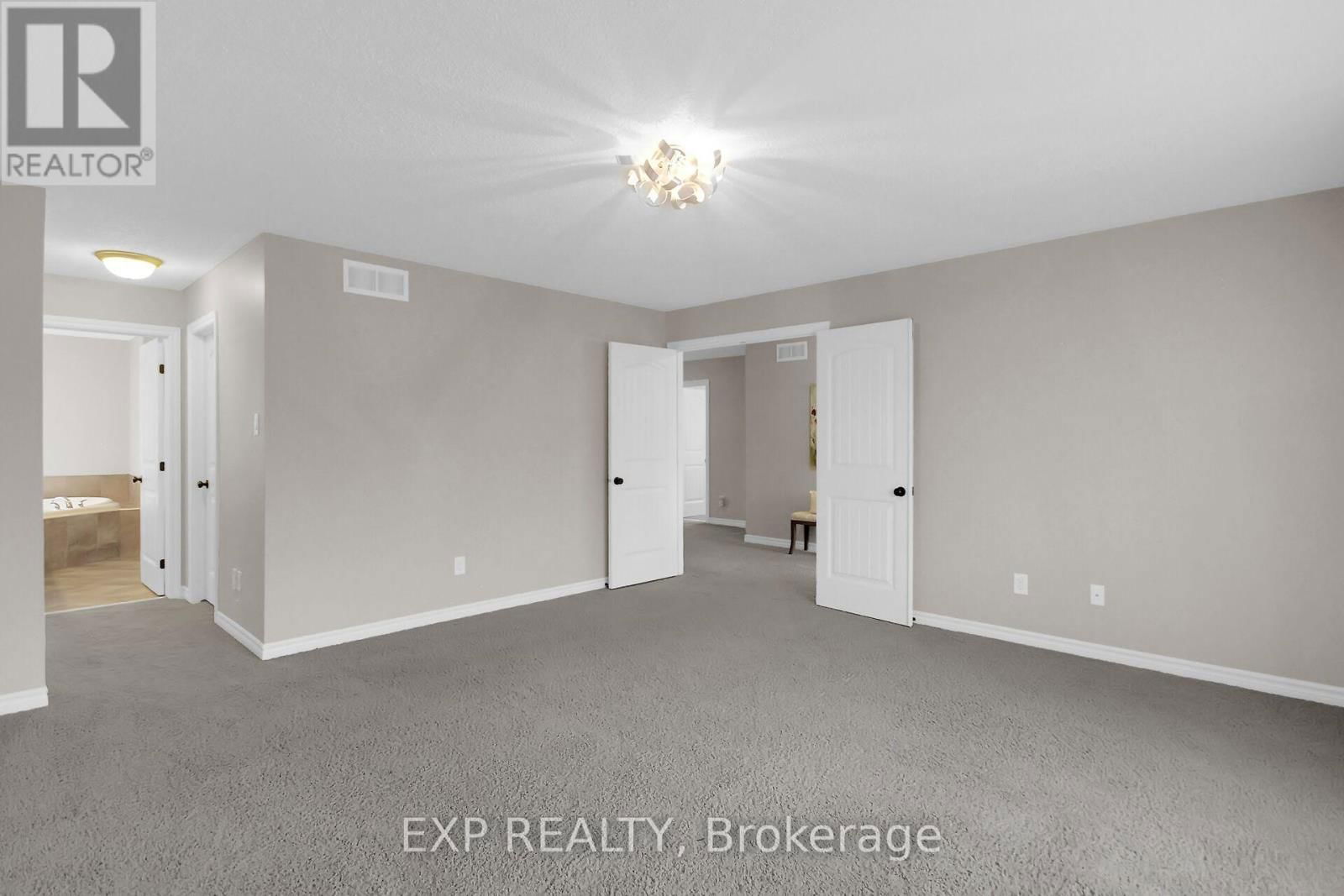 132 GRACEWOOD CRESCENT Image 27