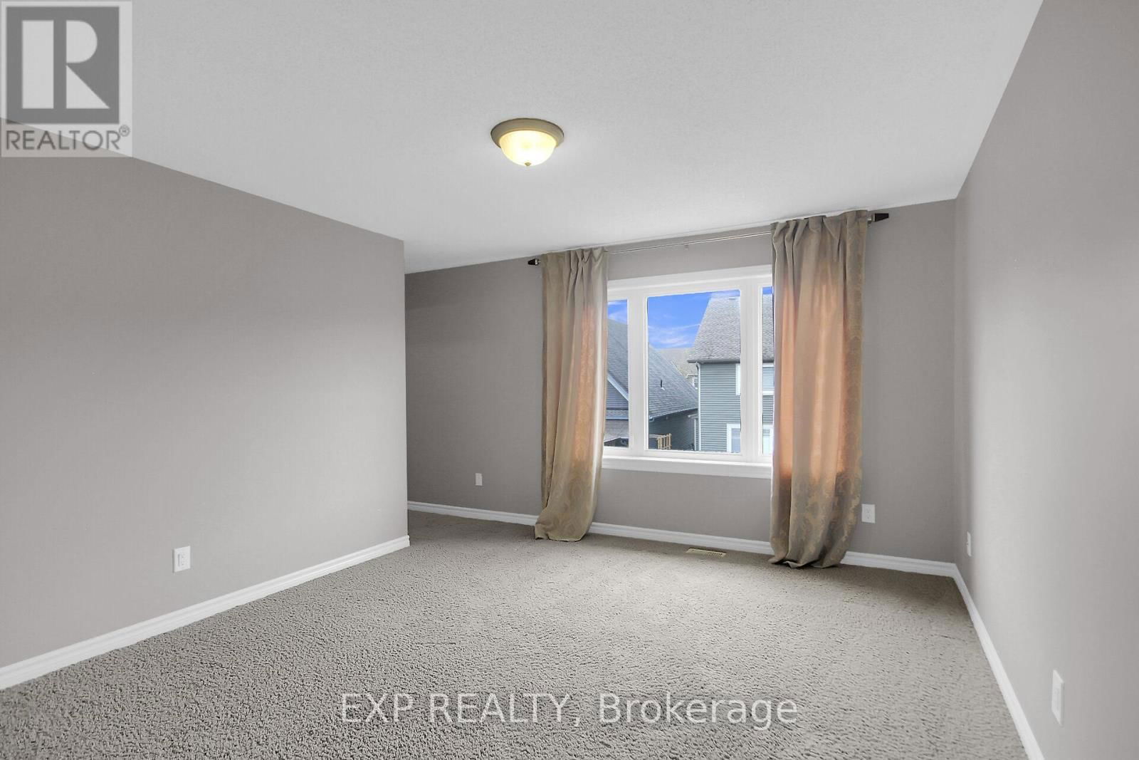 132 GRACEWOOD CRESCENT Image 37
