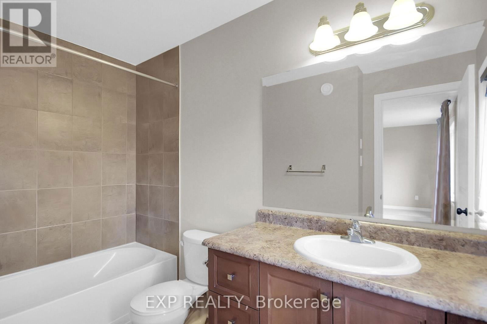 132 GRACEWOOD CRESCENT Image 38