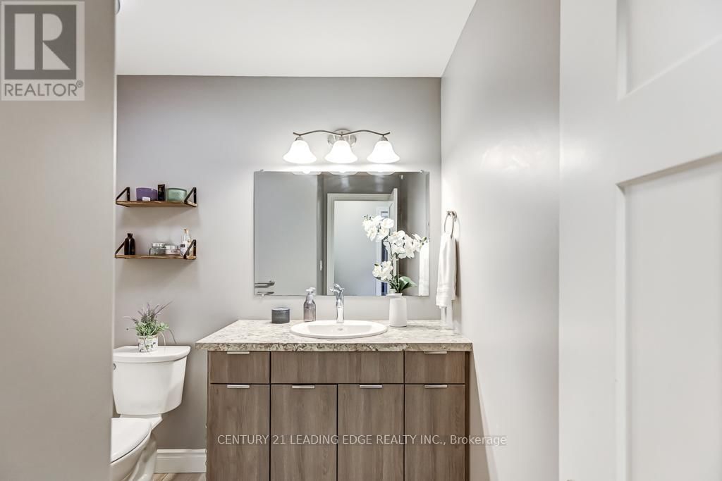 138 HIDDENVALLEY DRIVE Image 25