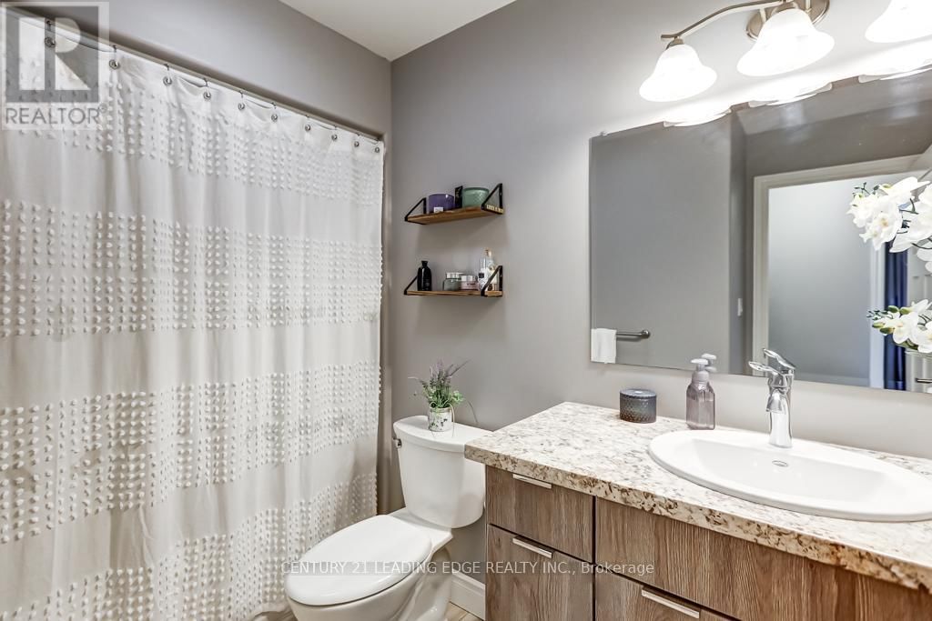138 HIDDENVALLEY DRIVE Image 26