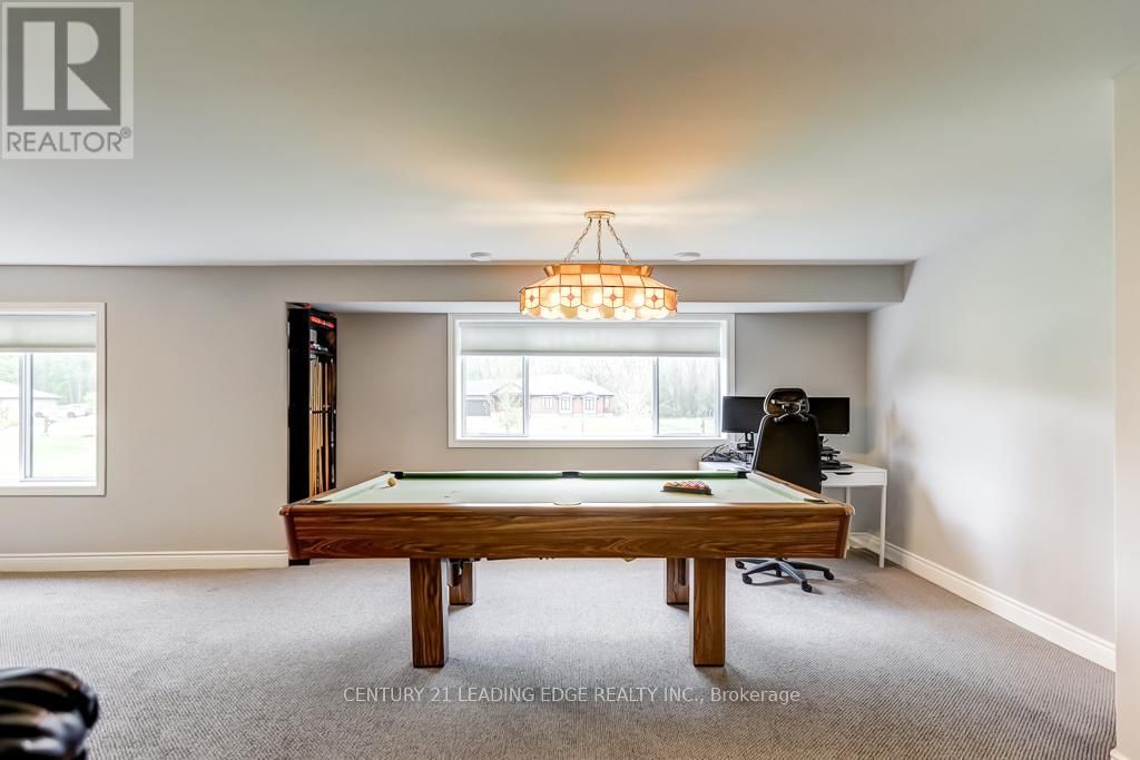 138 HIDDENVALLEY DRIVE Image 28