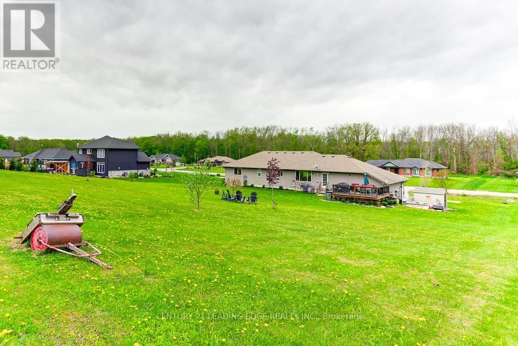 138 HIDDENVALLEY DRIVE Image 37