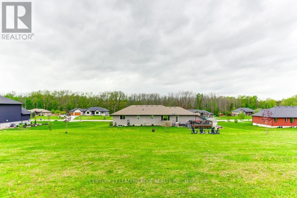 138 HIDDENVALLEY DRIVE Image 38