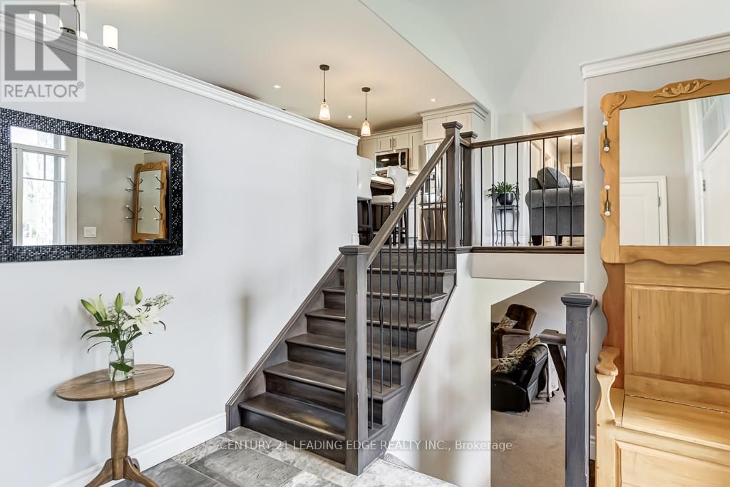 138 HIDDENVALLEY DRIVE Image 6