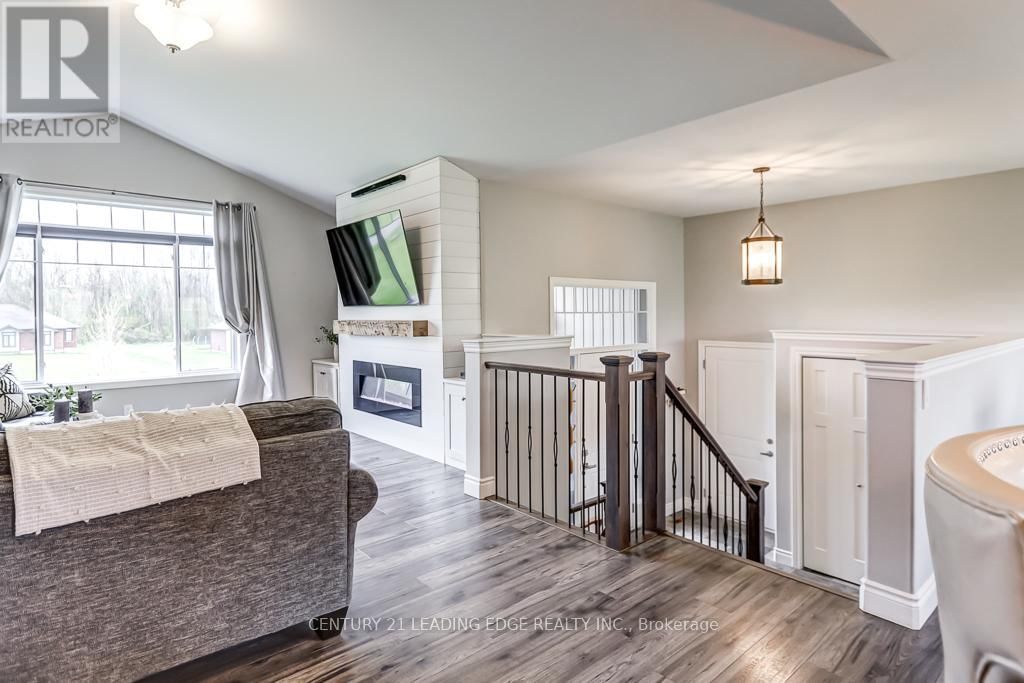 138 HIDDENVALLEY DRIVE Image 8