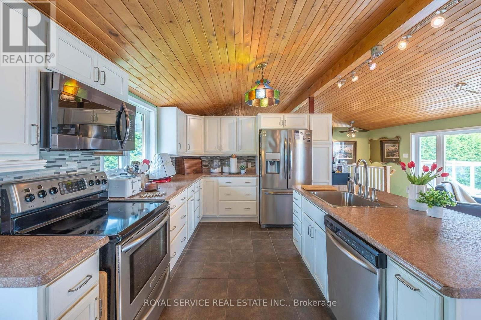 537 FOLEY ROAD Image 14