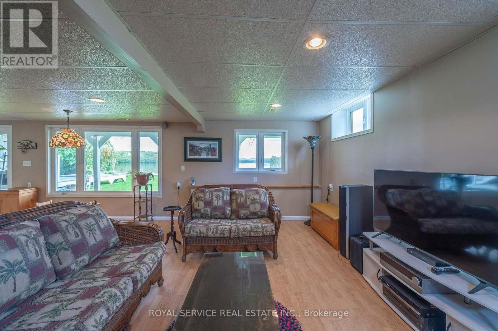 537 FOLEY ROAD Image 33