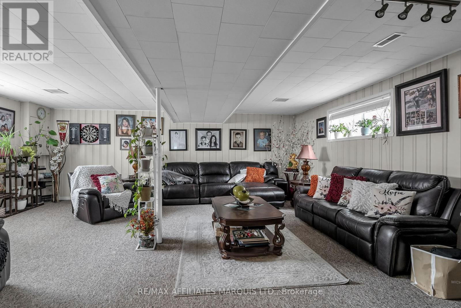 828 AUGUSTUS STREET Image 20
