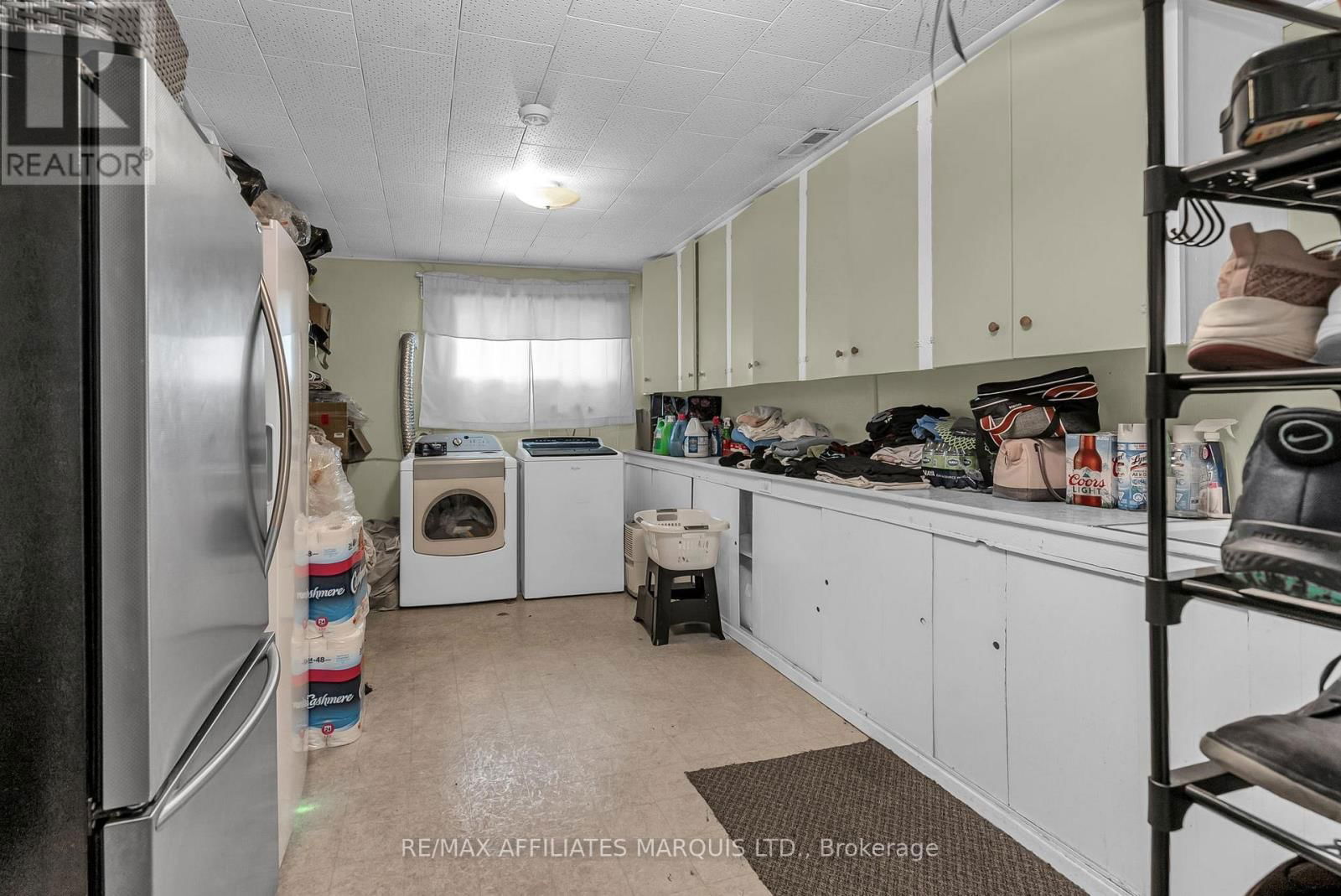 828 AUGUSTUS STREET Image 24