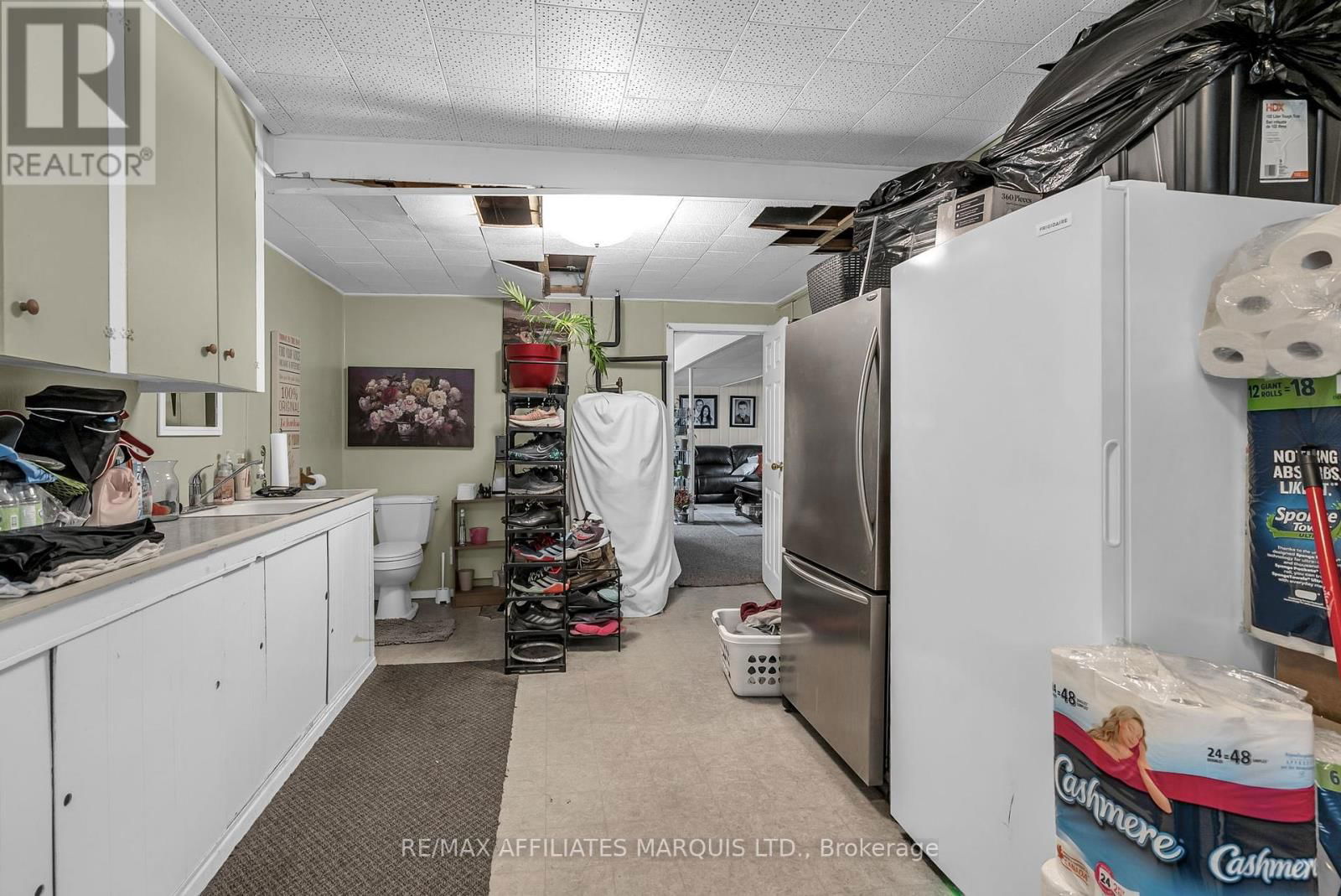 828 AUGUSTUS STREET Image 25