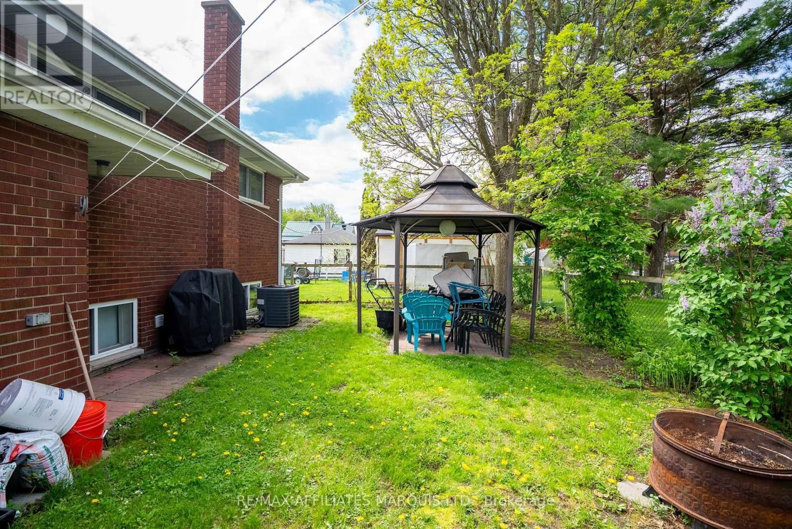 828 AUGUSTUS STREET Image 27