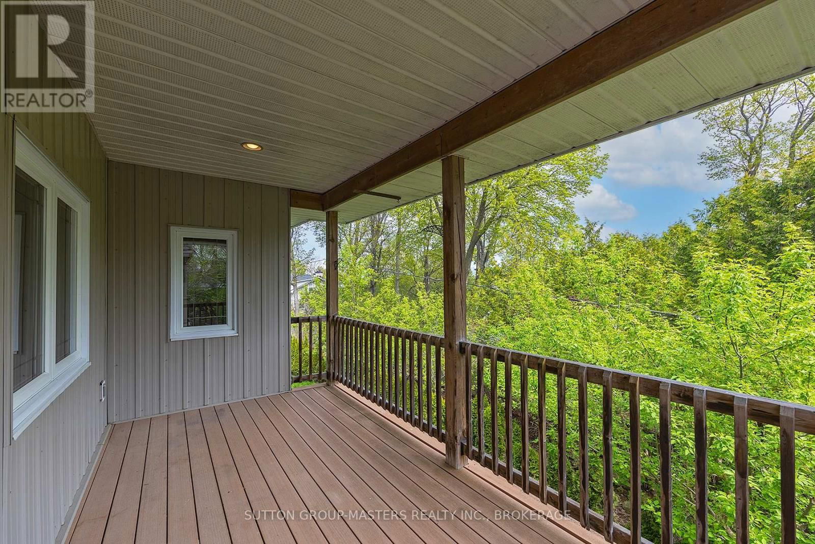 221 AMY LYNN DRIVE Image 12