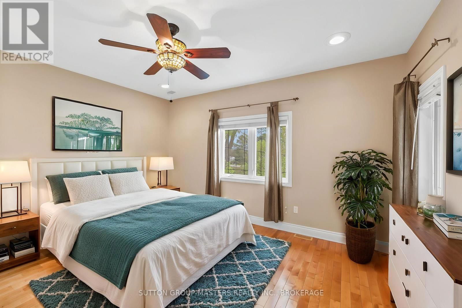 221 AMY LYNN DRIVE Image 19