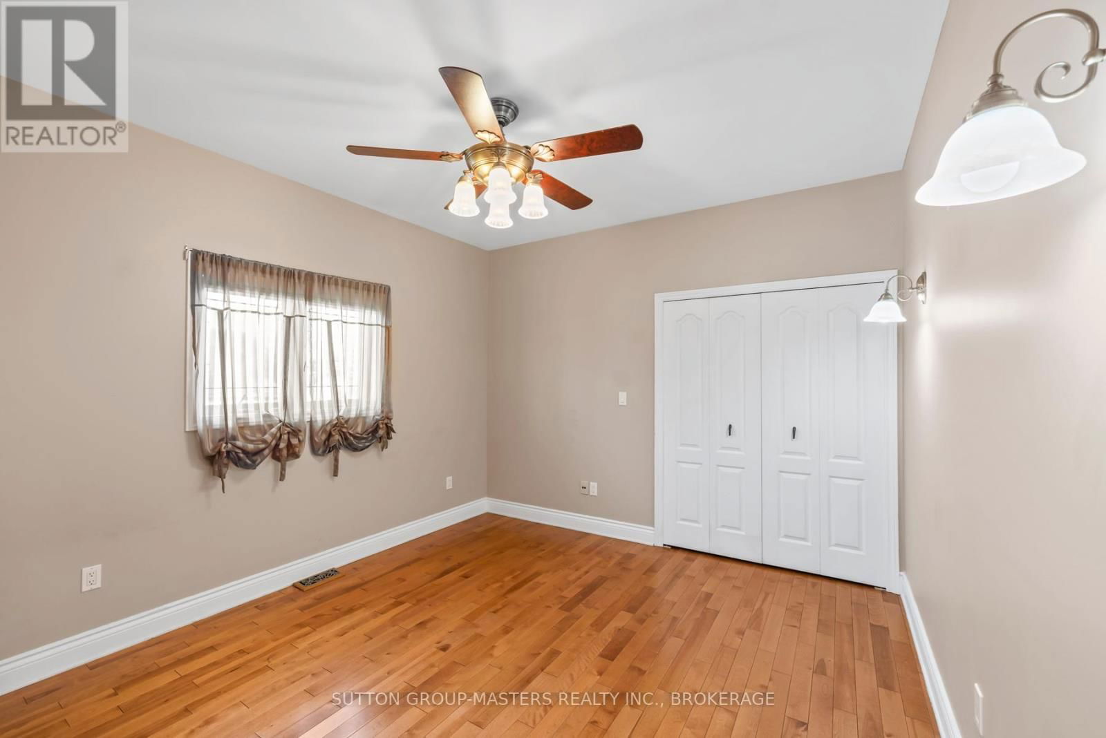 221 AMY LYNN DRIVE Image 23