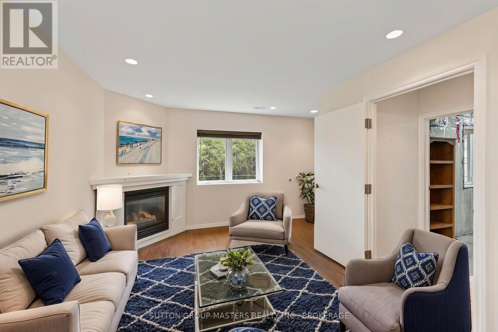 221 AMY LYNN DRIVE Image 31