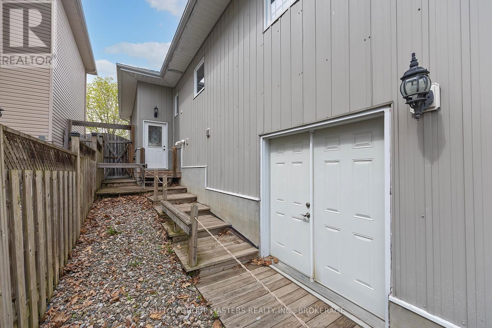 221 AMY LYNN DRIVE Image 49
