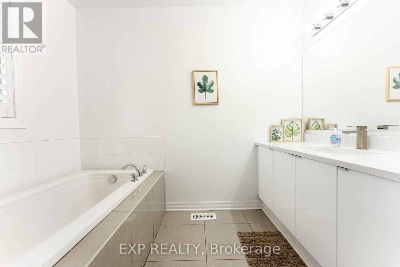 137 HAWKESWOOD DRIVE Image 23