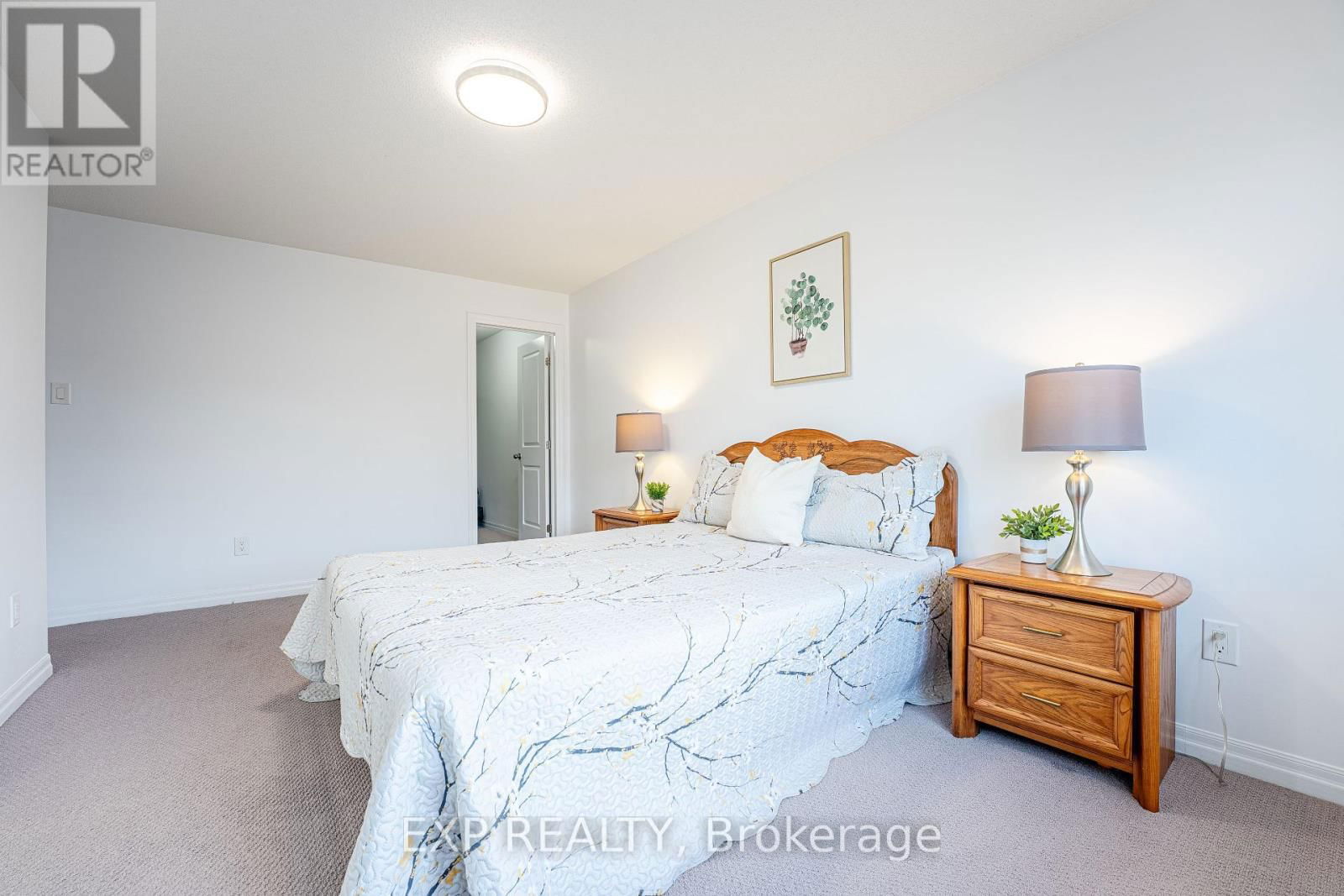137 HAWKESWOOD DRIVE Image 25