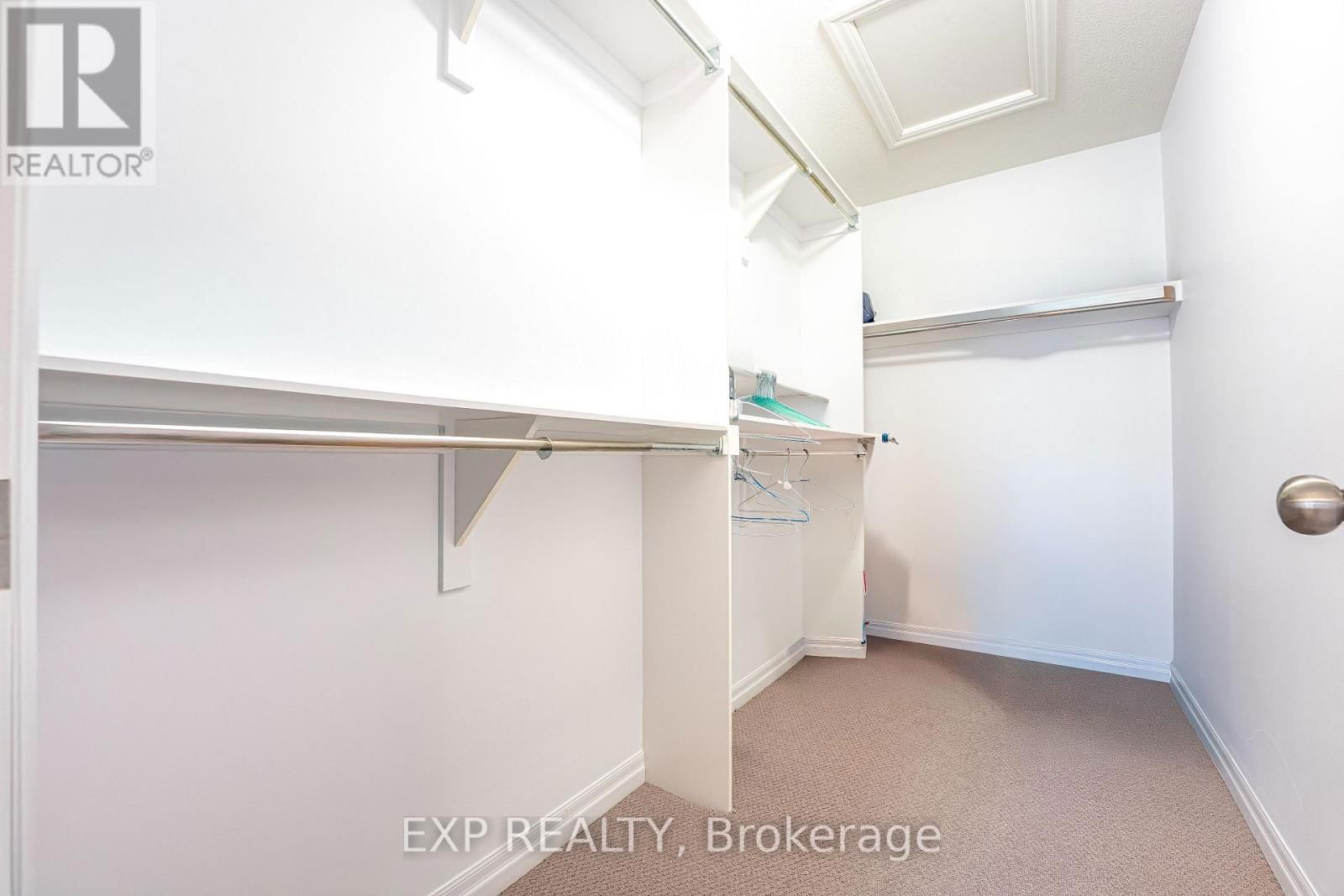 137 HAWKESWOOD DRIVE Image 26