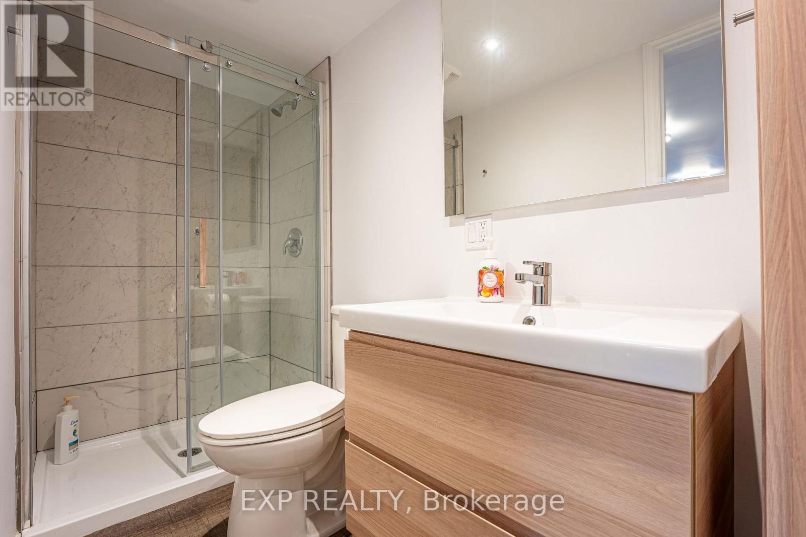137 HAWKESWOOD DRIVE Image 37