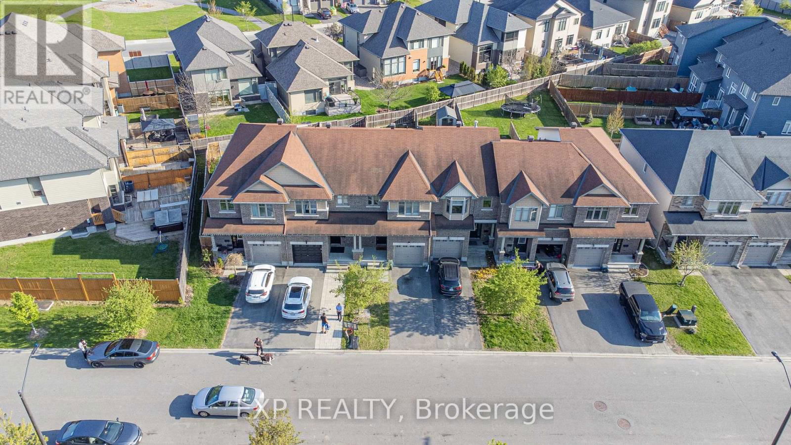 137 HAWKESWOOD DRIVE Image 4
