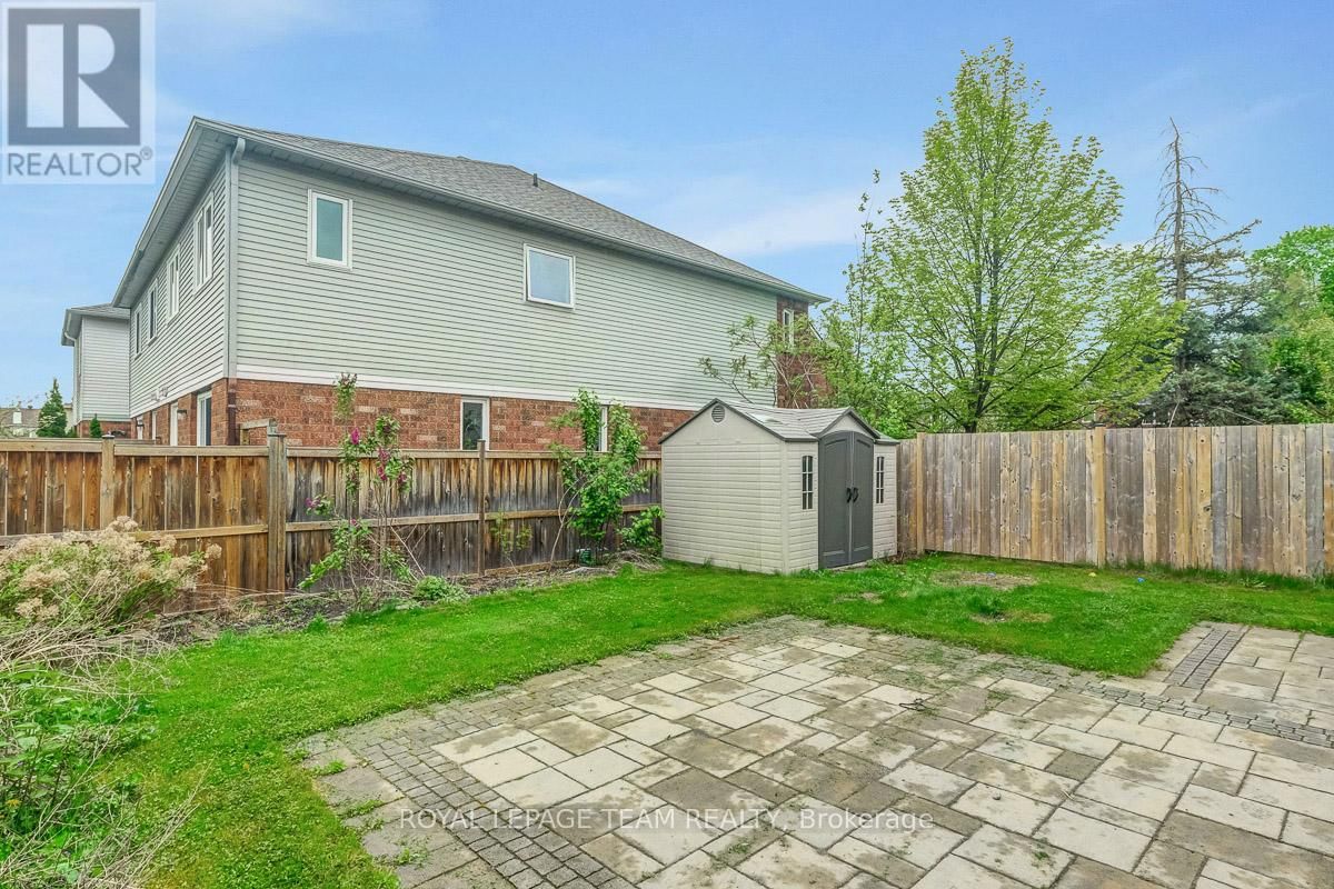 4 BURNLEY COURT Image 43