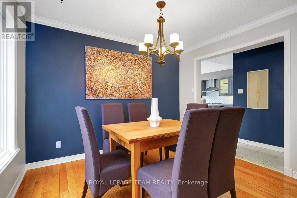 4 BURNLEY COURT Image 9
