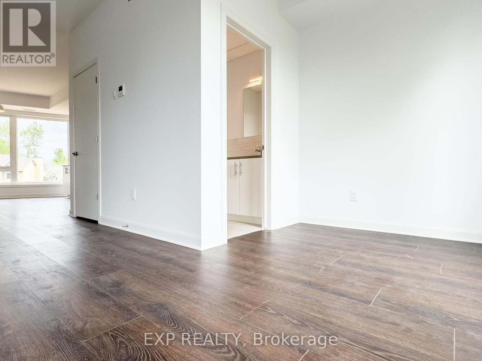 A - 25 FAIR OAKS CRESCENT Image 12