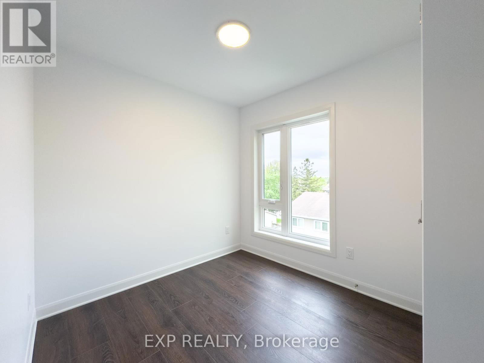 A - 25 FAIR OAKS CRESCENT Image 16