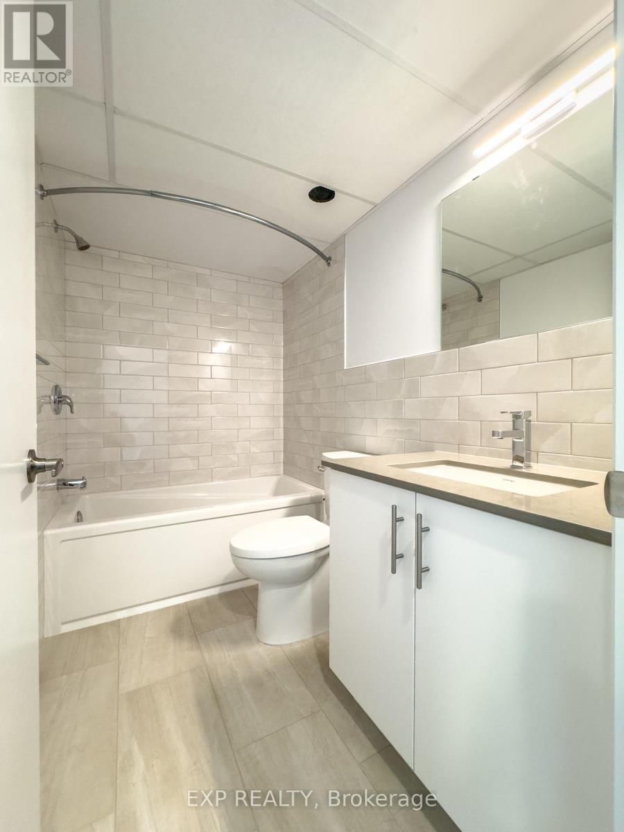 A - 25 FAIR OAKS CRESCENT Image 18