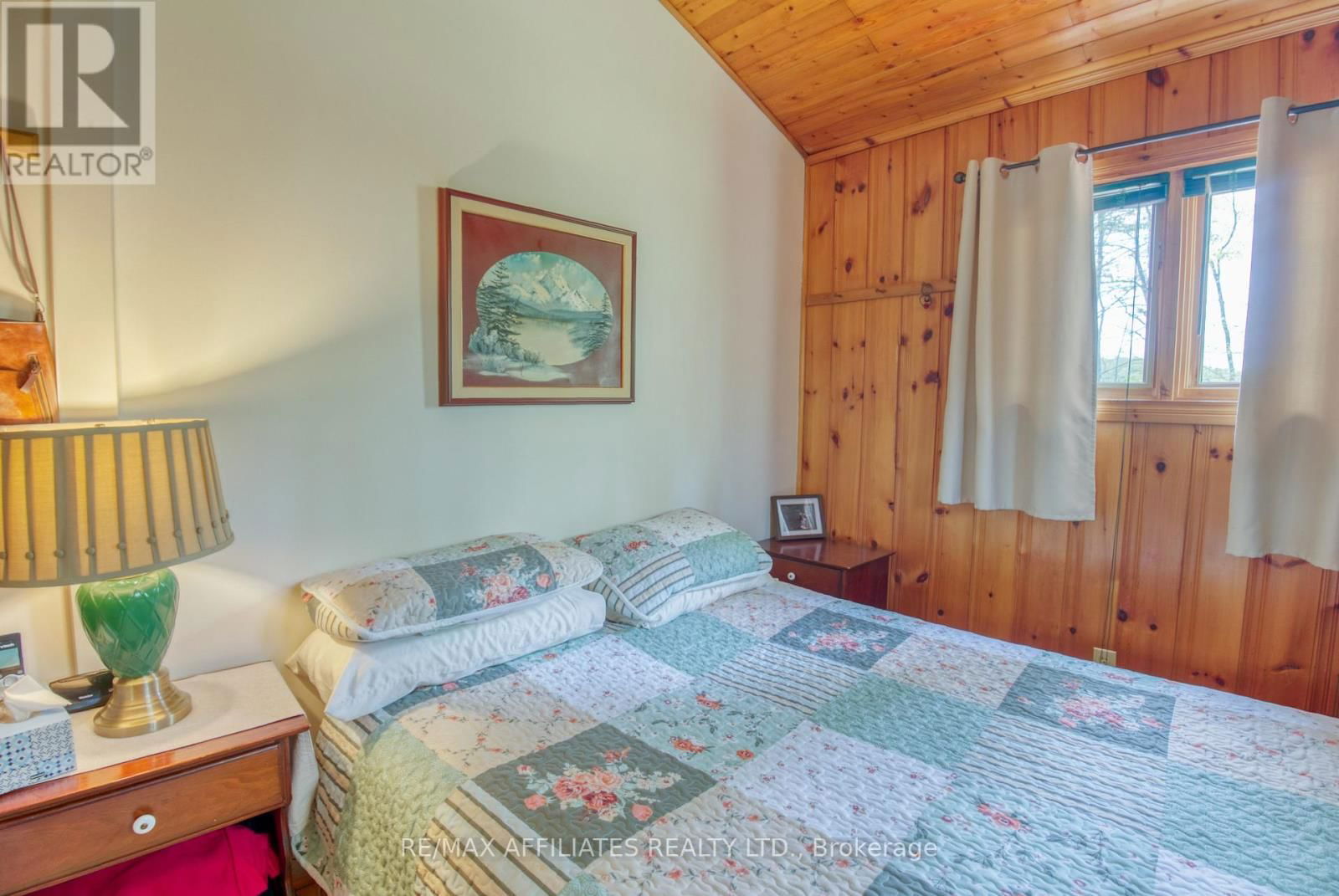 787 SHERBROOKE DRIVE EAST Image 23